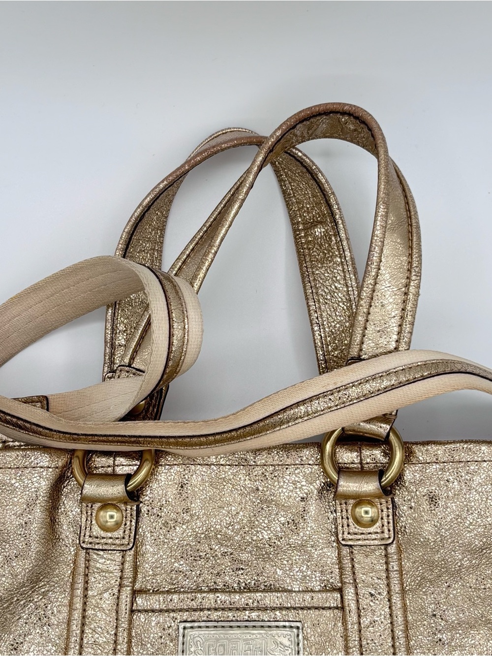 Coach | Poppy Metallic Gold Leather Purse | C0971-13819 - Picture 3 of 16